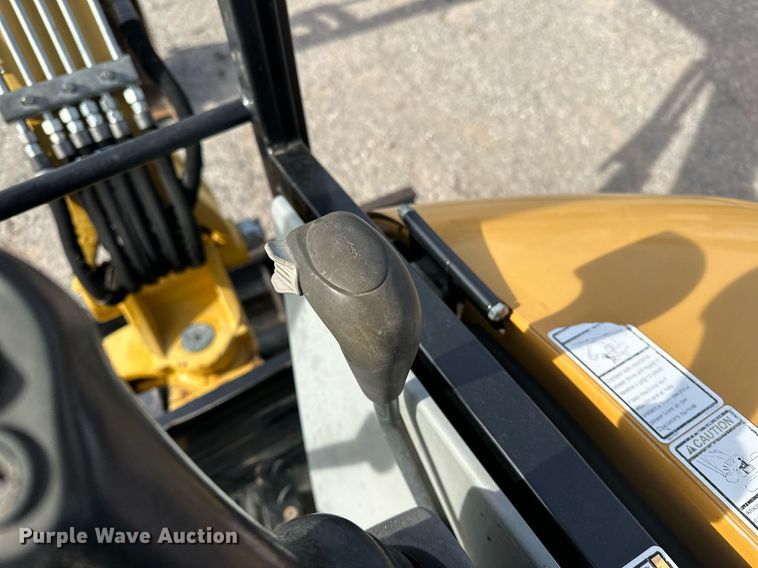 image for item LK9735 Caterpillar 302.7D CR  mini excavator