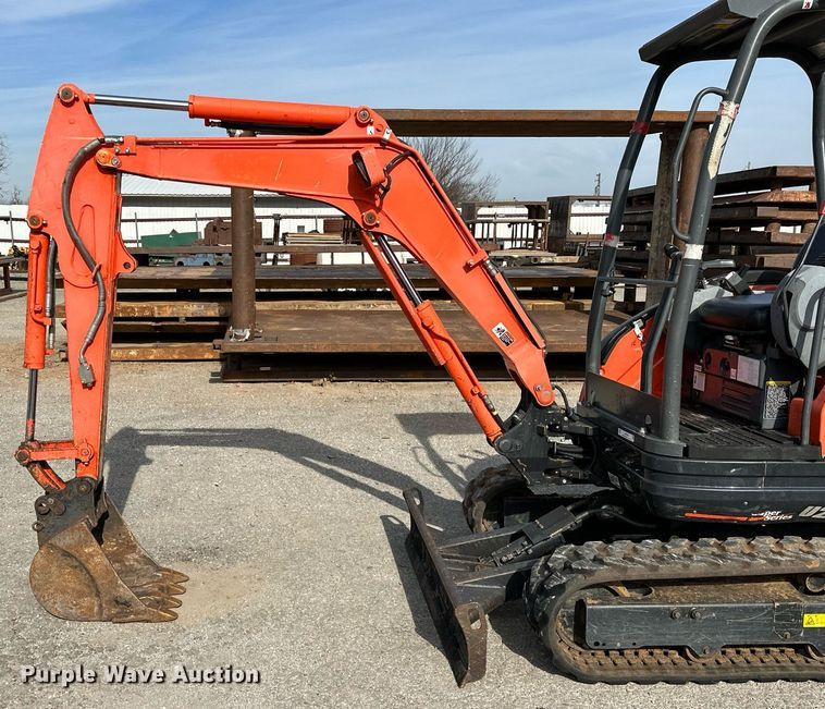 image for item LK9736 Kubota U25  mini excavator