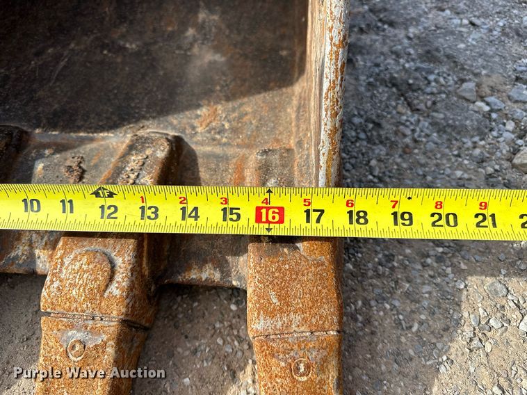 image for item LK9736 Kubota U25  mini excavator