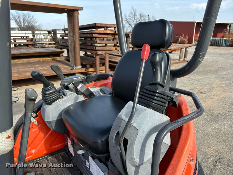 image for item LK9736 Kubota U25  mini excavator