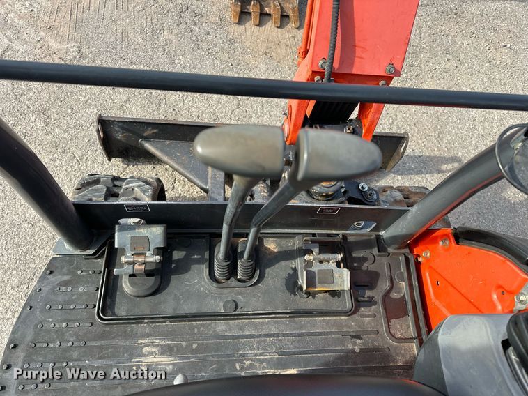 image for item LK9736 Kubota U25  mini excavator
