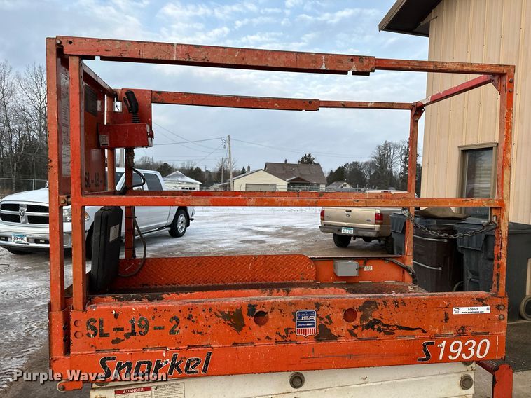image for item LO9445 Snorkel S1930  scissor lift