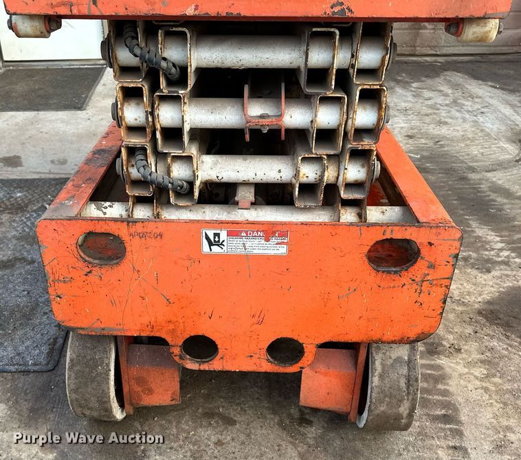 image for item LO9445 Snorkel S1930  scissor lift