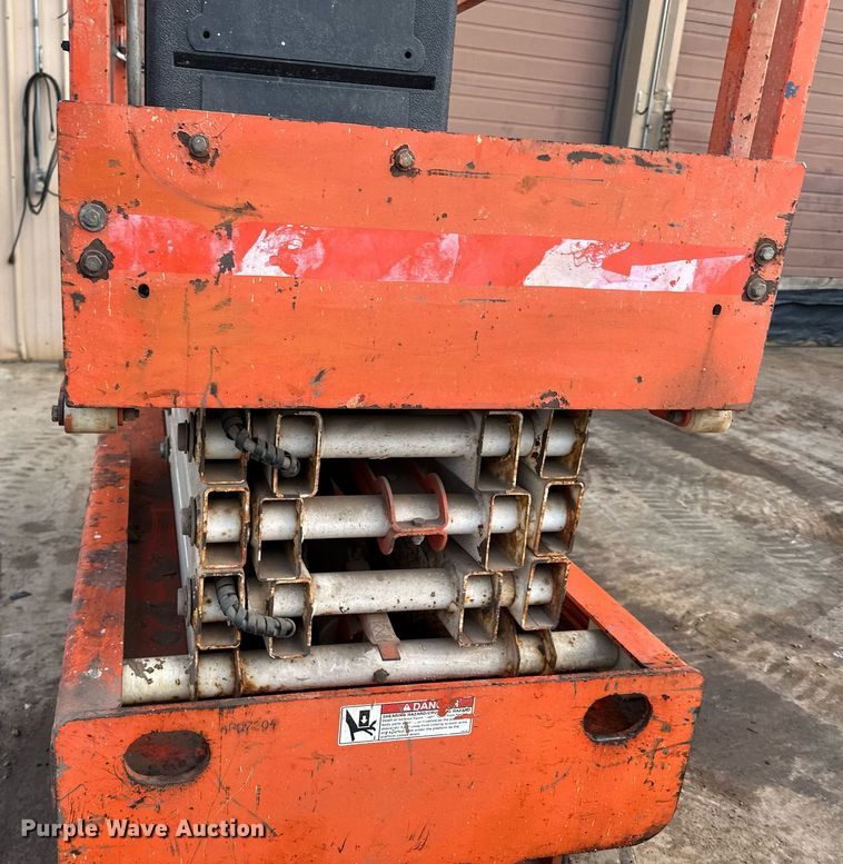 image for item LO9445 Snorkel S1930  scissor lift