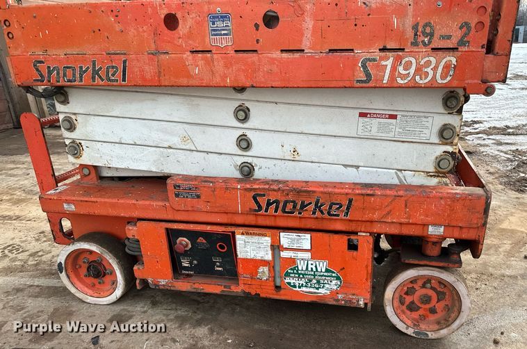 image for item LO9445 Snorkel S1930  scissor lift