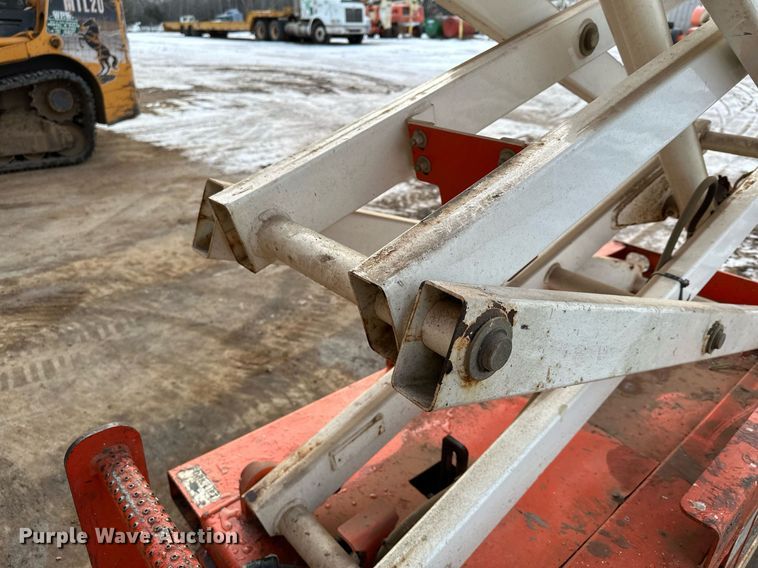 image for item LO9445 Snorkel S1930  scissor lift