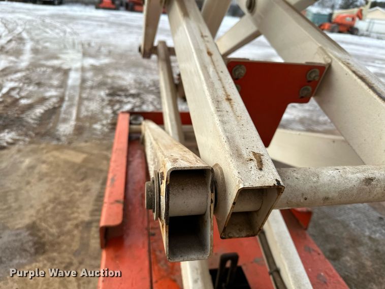image for item LO9445 Snorkel S1930  scissor lift