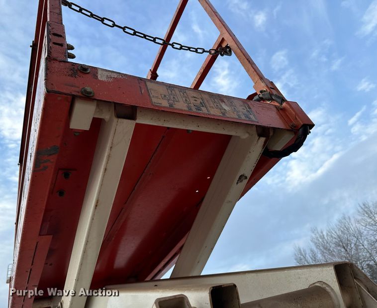 image for item LO9445 Snorkel S1930  scissor lift