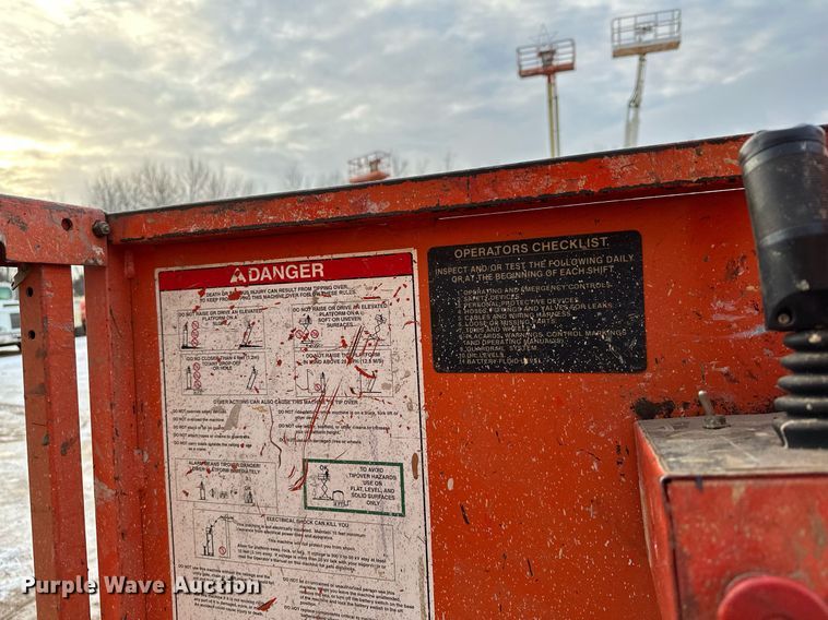 image for item LO9445 Snorkel S1930  scissor lift