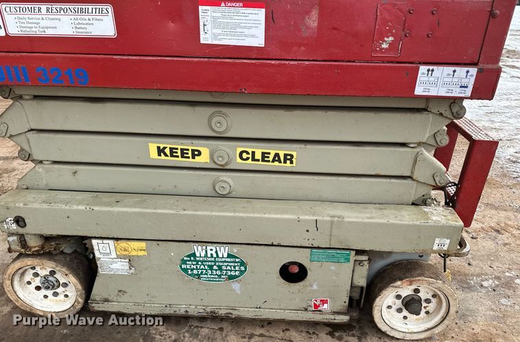 image for item LO9446 Sky Jack SJIII 3219  scissor lift