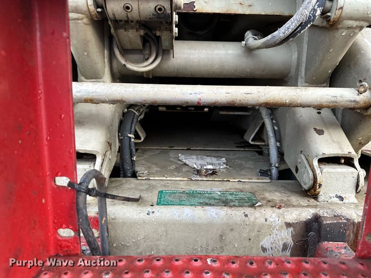 image for item LO9446 Sky Jack SJIII 3219  scissor lift