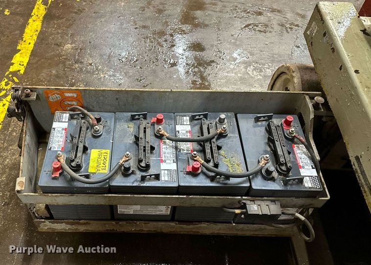 image for item LO9446 Sky Jack SJIII 3219  scissor lift