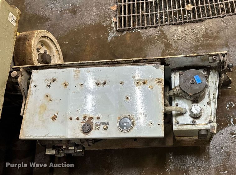 image for item LO9446 Sky Jack SJIII 3219  scissor lift