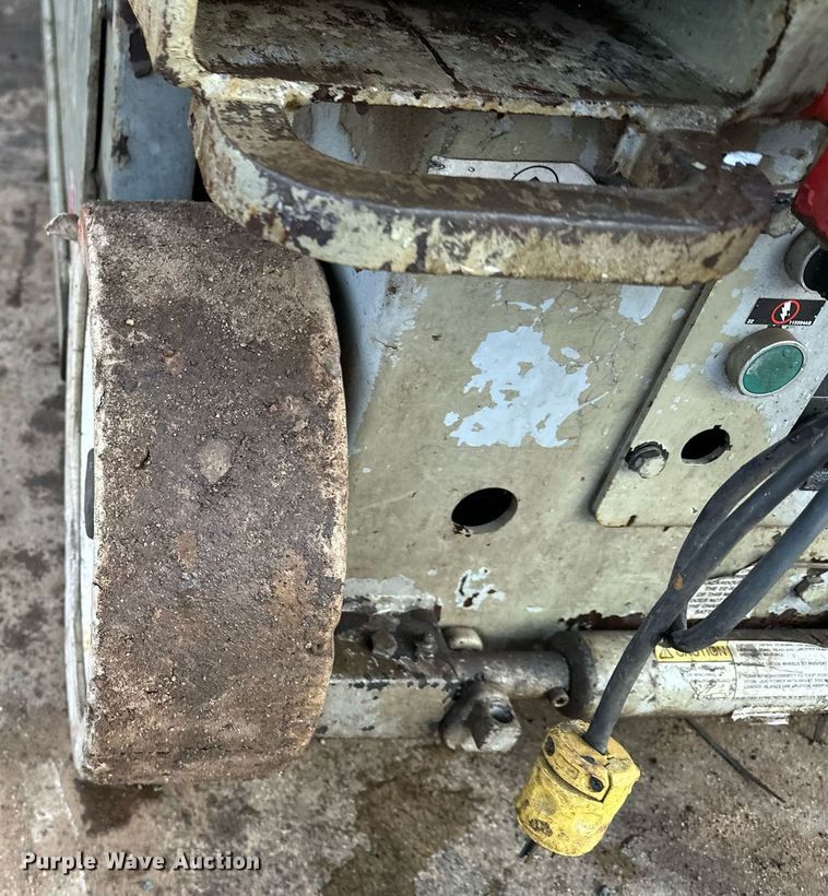 image for item LO9446 Sky Jack SJIII 3219  scissor lift