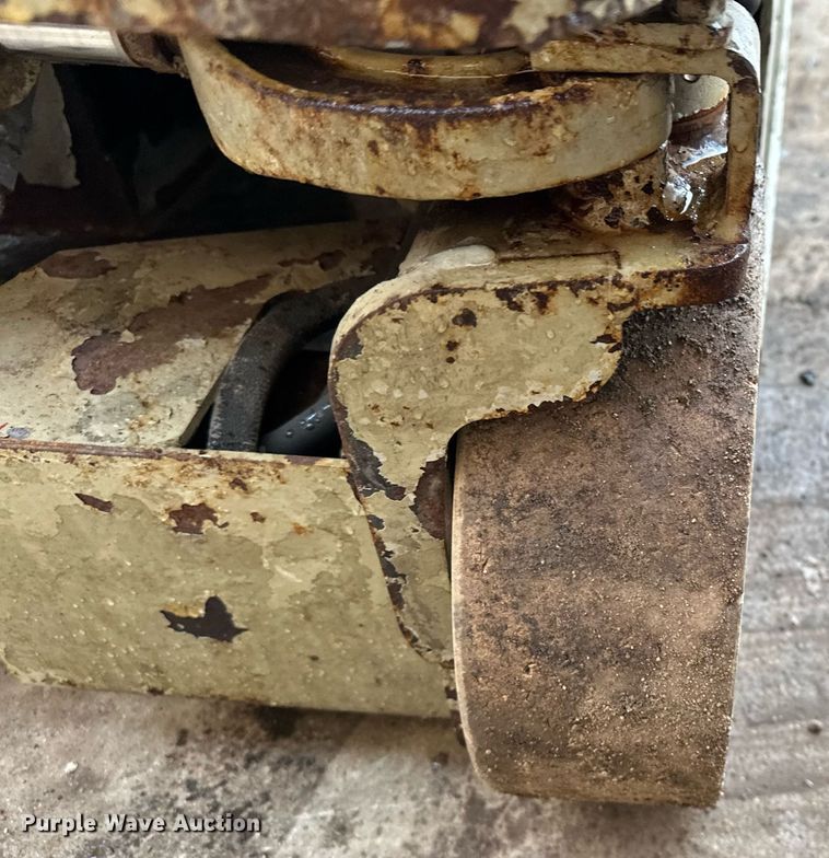 image for item LO9446 Sky Jack SJIII 3219  scissor lift