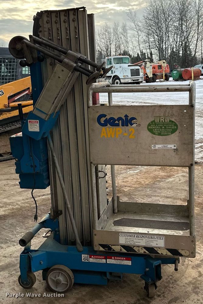 image for item LO9447 Genie AWP24  vertical lift
