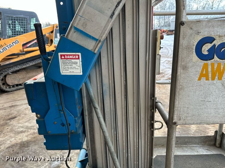 image for item LO9447 Genie AWP24  vertical lift