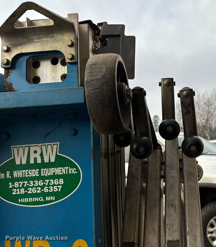 image for item LO9447 Genie AWP24  vertical lift