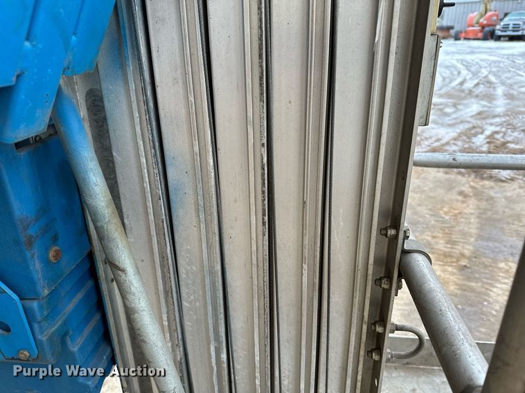 image for item LO9447 Genie AWP24  vertical lift