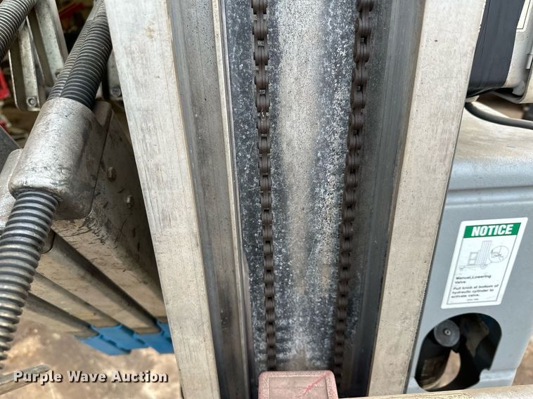 image for item LO9447 Genie AWP24  vertical lift