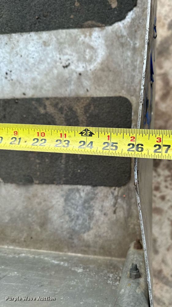 image for item LO9447 Genie AWP24  vertical lift