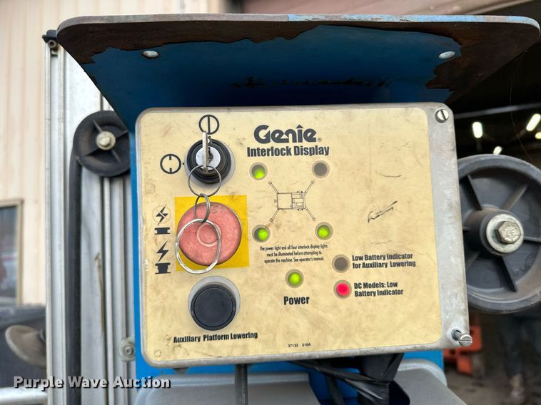 image for item LO9447 Genie AWP24  vertical lift