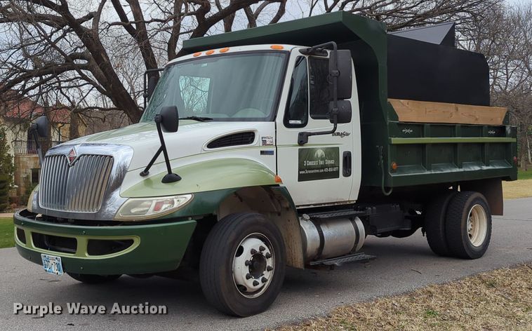 image for item LY9503 2012 International DuraStar 4300  chipper truck