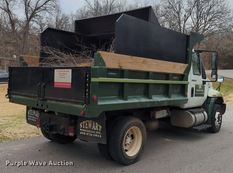 image for item LY9503 2012 International DuraStar 4300  chipper truck