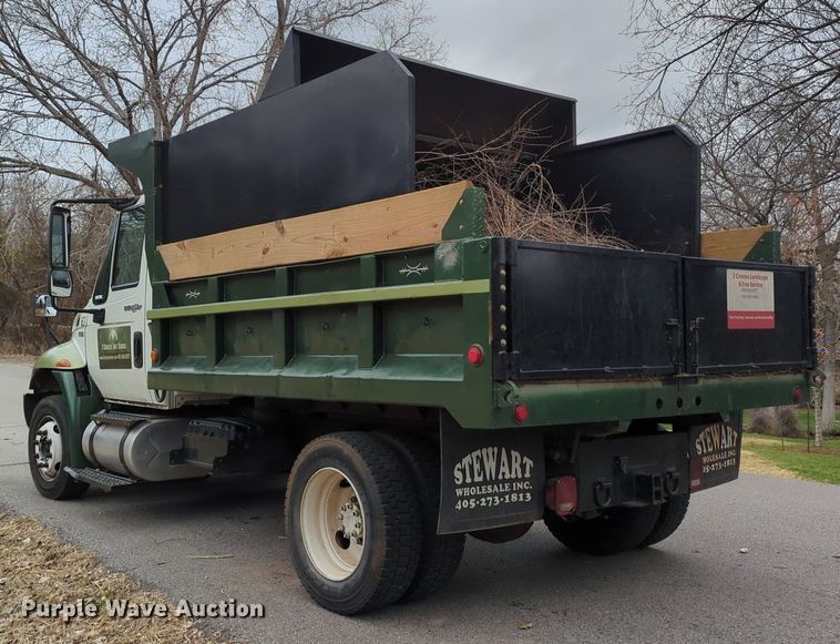 image for item LY9503 2012 International DuraStar 4300  chipper truck