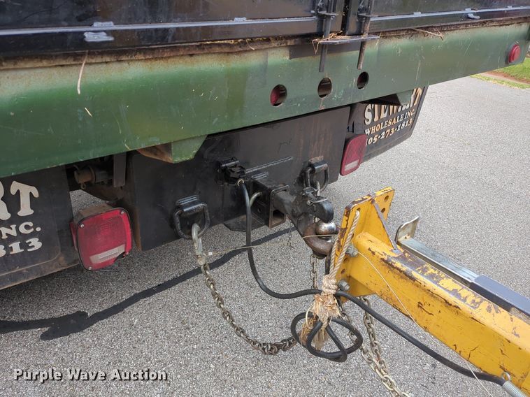 image for item LY9503 2012 International DuraStar 4300  chipper truck