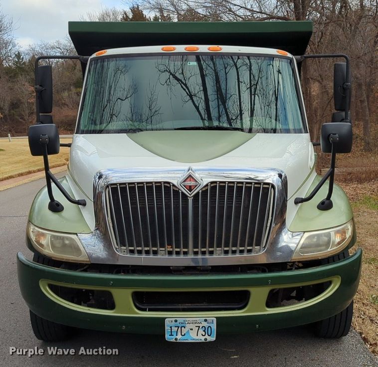 image for item LY9503 2012 International DuraStar 4300  chipper truck