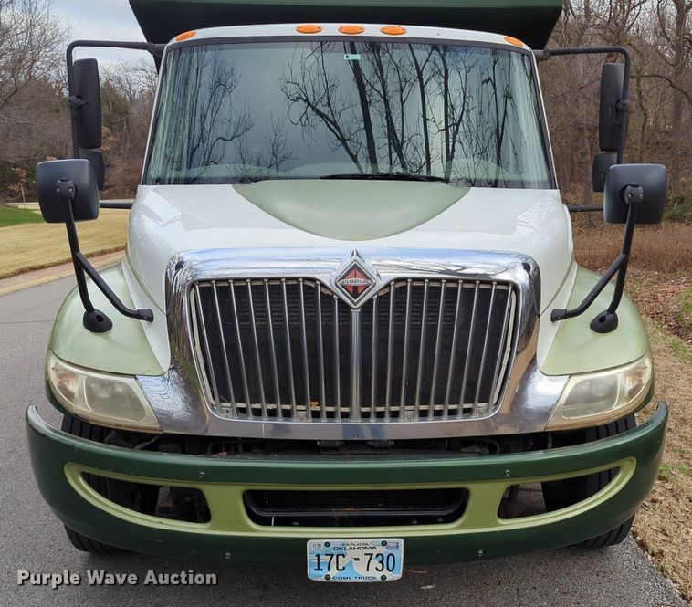 image for item LY9503 2012 International DuraStar 4300  chipper truck