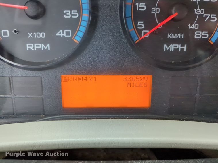 image for item LY9503 2012 International DuraStar 4300  chipper truck