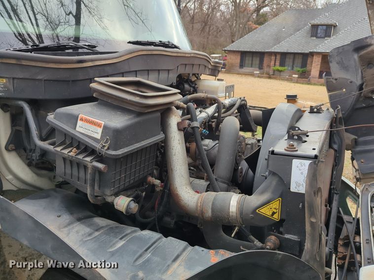 image for item LY9503 2012 International DuraStar 4300  chipper truck