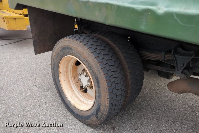 image for item LY9503 2012 International DuraStar 4300  chipper truck