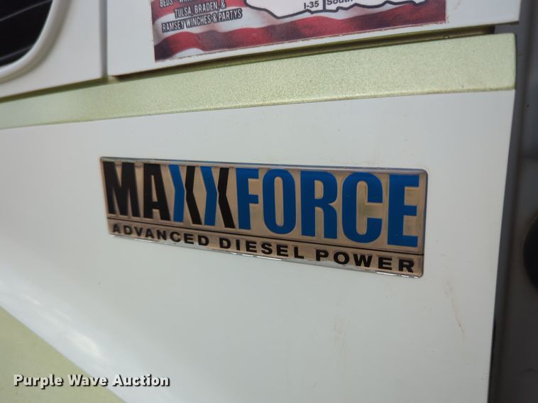 image for item LY9503 2012 International DuraStar 4300  chipper truck