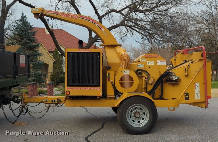 image for item LY9504 2011 Rayco RC1220  wood chipper