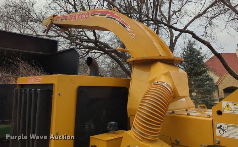 image for item LY9504 2011 Rayco RC1220  wood chipper