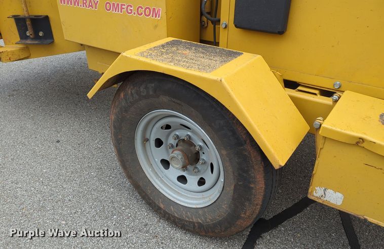 image for item LY9504 2011 Rayco RC1220  wood chipper