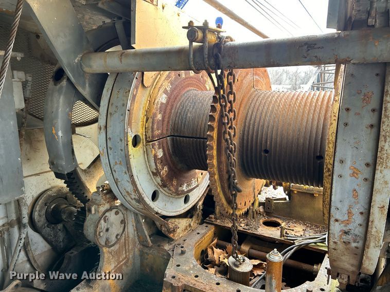 image for item NE9682 1970 American 5299  crane