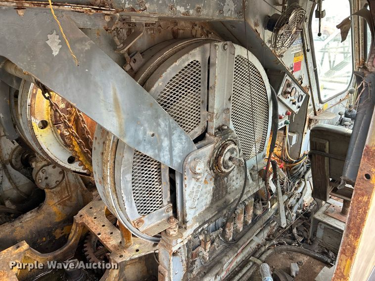 image for item NE9682 1970 American 5299  crane