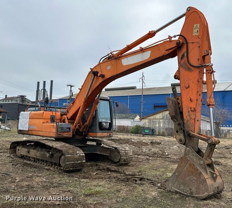 image for item NE9689 2011 Doosan DX255LC  excavator