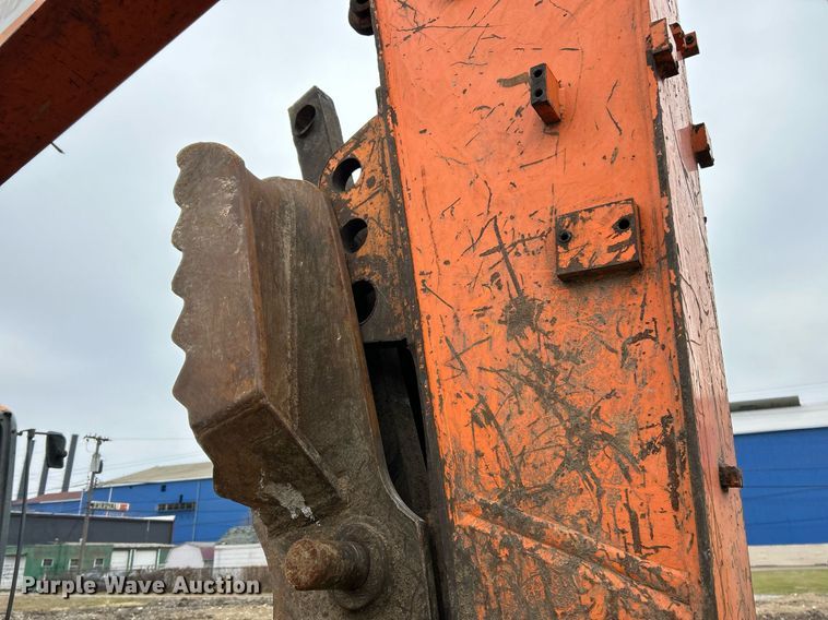 image for item NE9689 2011 Doosan DX255LC  excavator