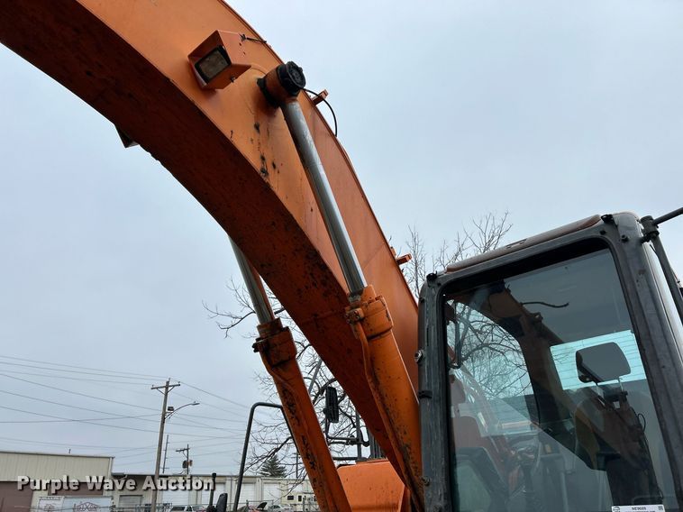 image for item NE9689 2011 Doosan DX255LC  excavator