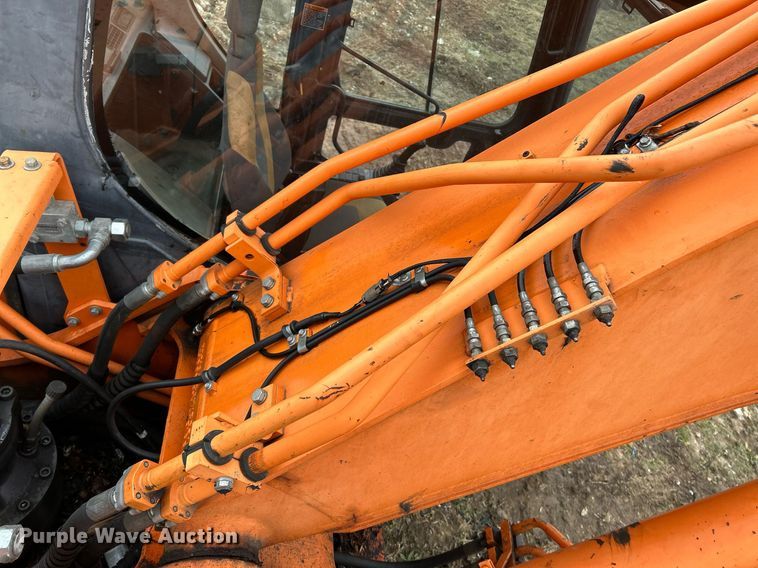 image for item NE9689 2011 Doosan DX255LC  excavator