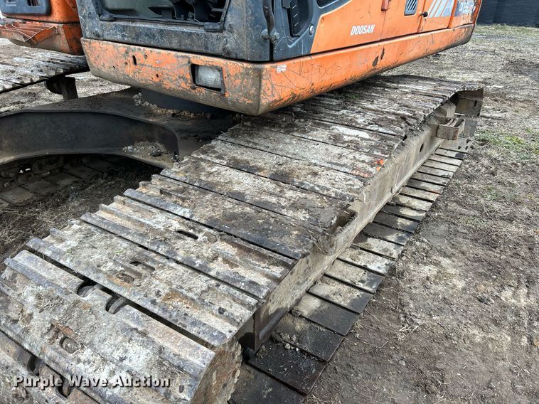 image for item NE9689 2011 Doosan DX255LC  excavator