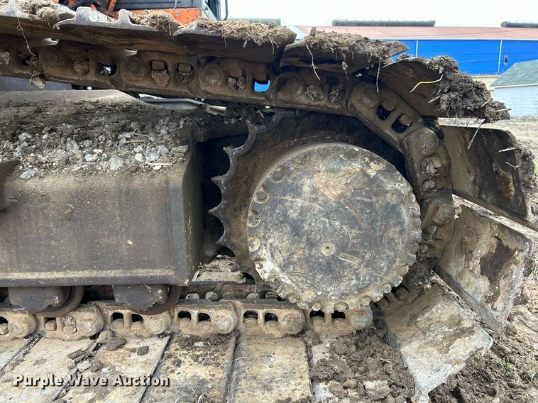image for item NE9689 2011 Doosan DX255LC  excavator