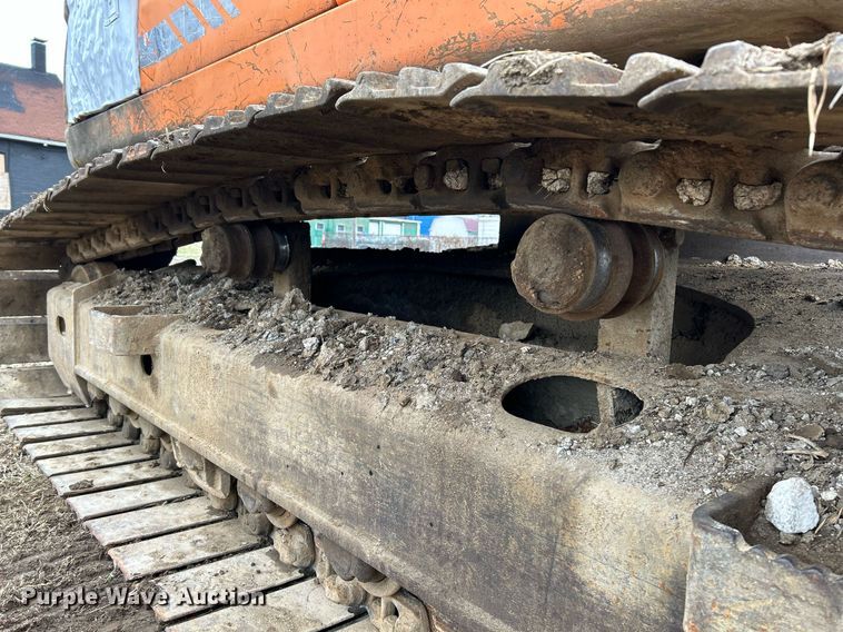 image for item NE9689 2011 Doosan DX255LC  excavator