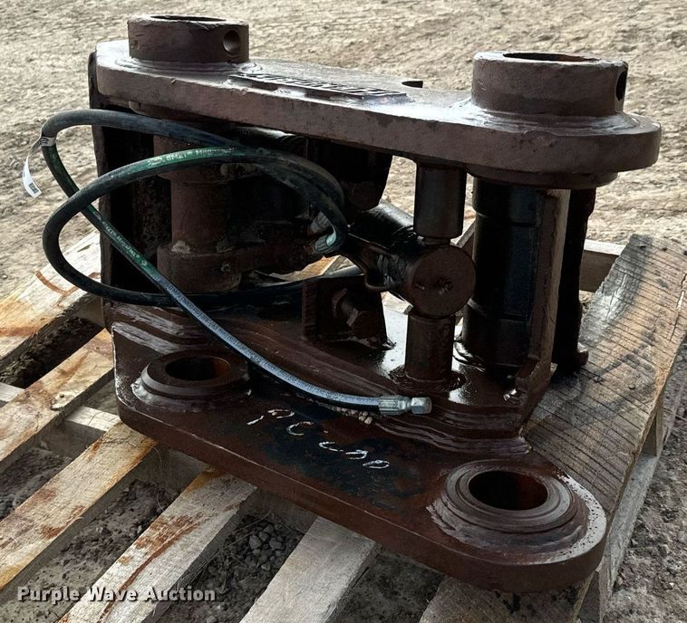 image for item NI9694 Hendrix  excavator quick coupler