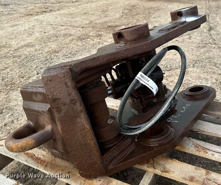 image for item NI9694 Hendrix  excavator quick coupler